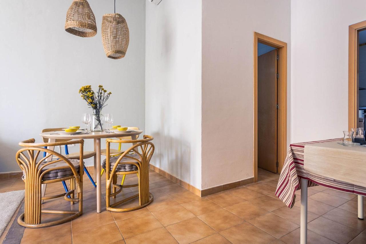 Pop Art, Great Location, San Luis Apartment